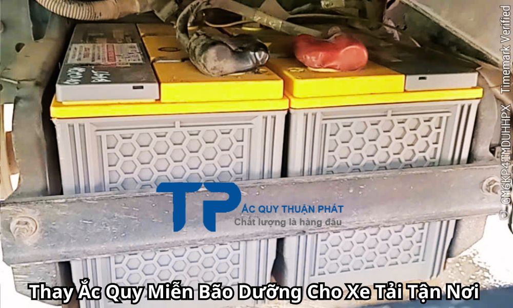 Thay Ắc Quy Miễn Bão Dưỡng Cho Xe Tải Tận Nơi