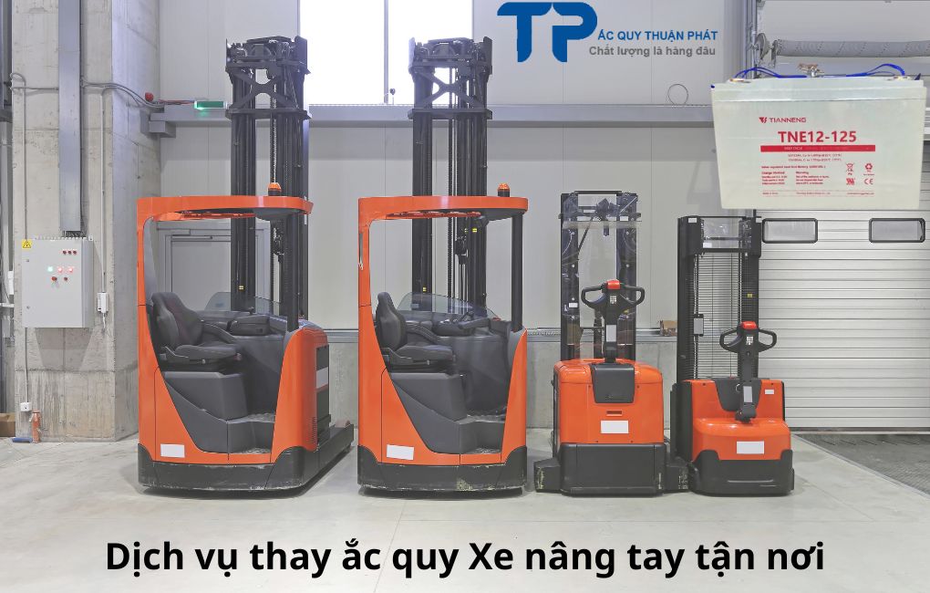 Dịch vụ thay ắc quy xe nâng điện tận nơi