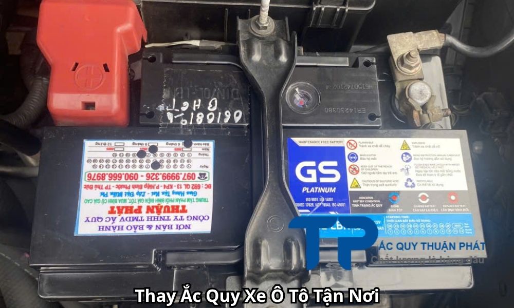 Thay Ắc Quy Xe Ô Tô Tận Nơi