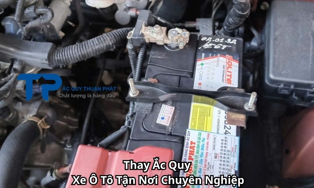 Thay Ắc Quy Xe Ô Tô Tận Nơi Chuyên Nghiệp