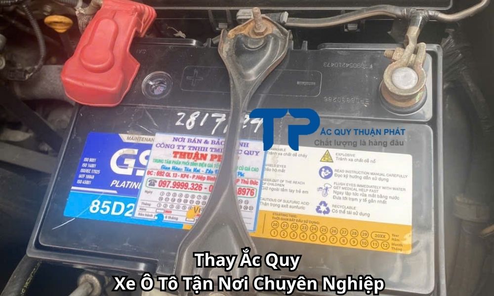 Thay Ắc Quy Xe Ô Tô Tận Nơi Chuyên Nghiệp