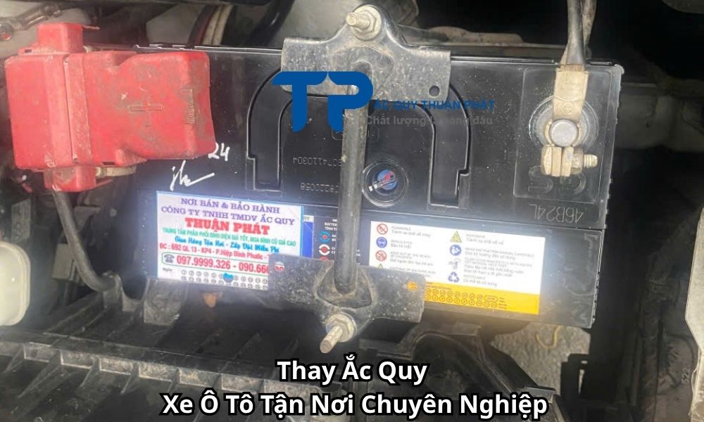 Thay Ắc Quy Xe Ô Tô Tận Nơi Chuyên Nghiệp