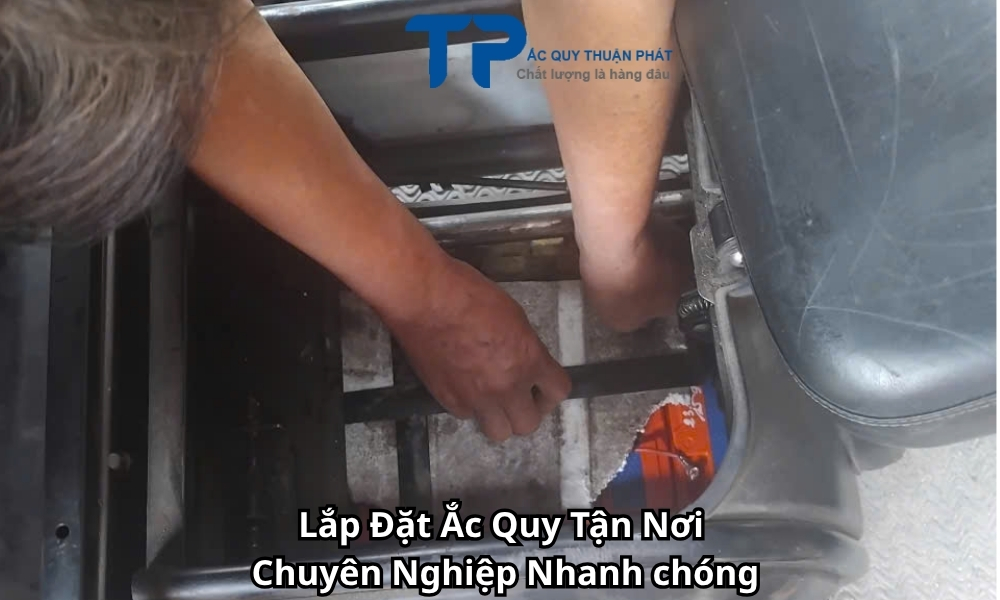 Lắp Đặt Ắc Quy Tận Nơi Chuyên Nghiệp Nhanh chóng